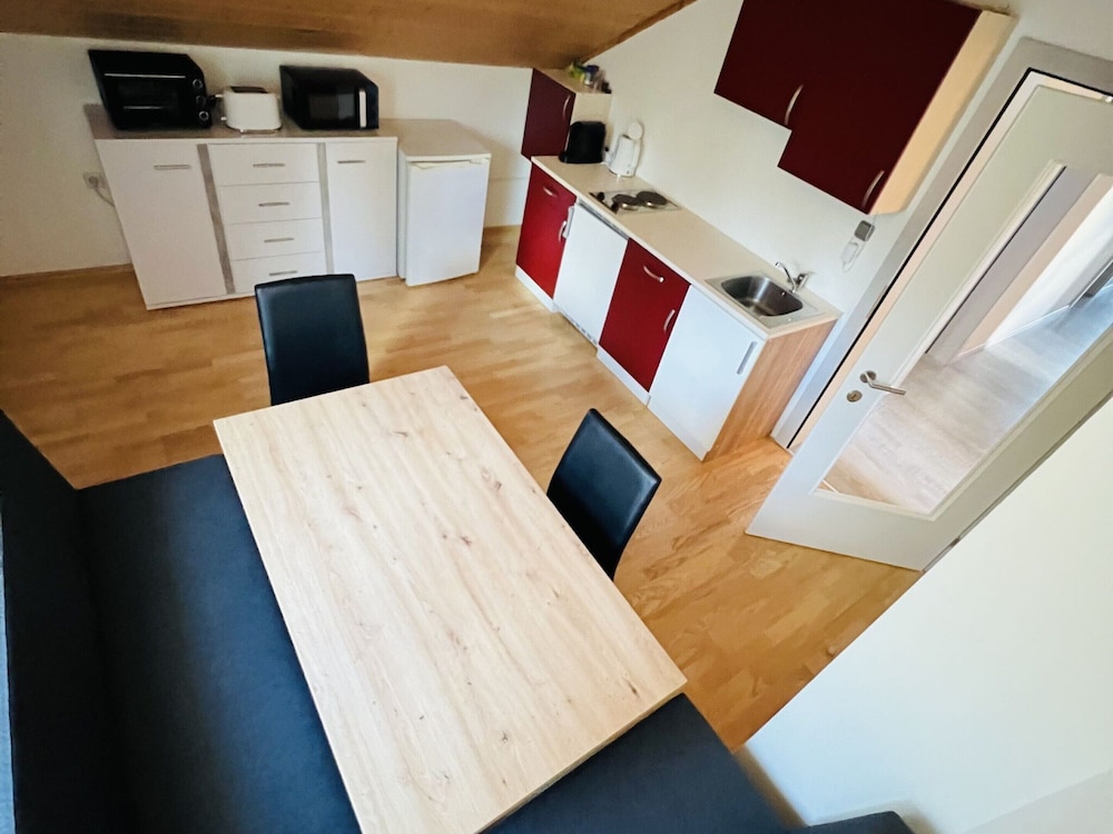 Apartment photo 2