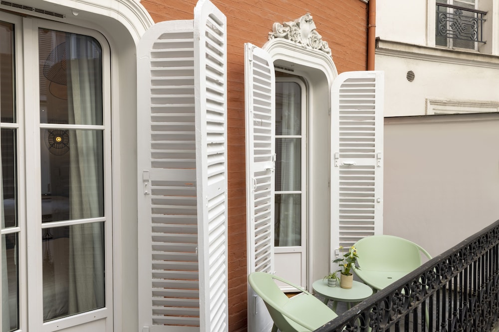 2 bedroom apartment in a quiet courtyard with balcony - 60m2 photo 2