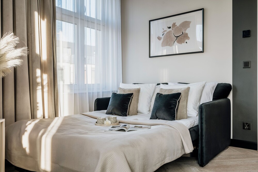 Luxury Apartment, City View