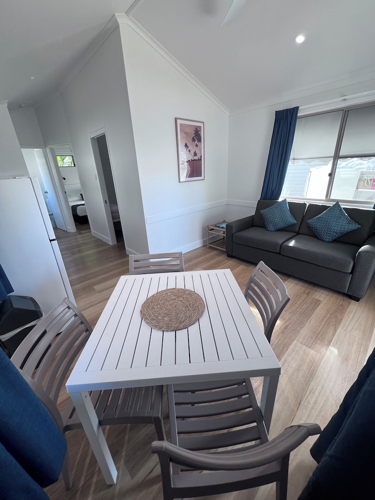 Cabin, 2 Bedrooms, Ocean View - Photo 14