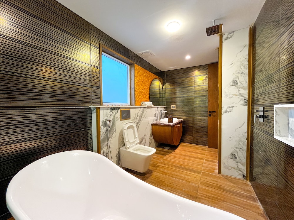 Signature Room photo 3
