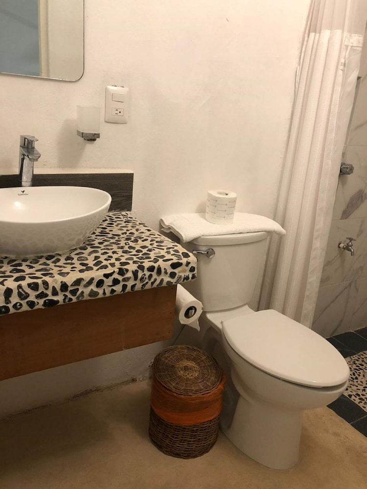 Comfort Room photo 3