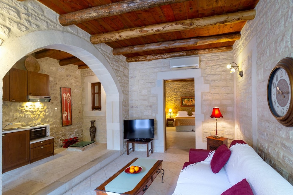 Junior Suite (max 4 adults)