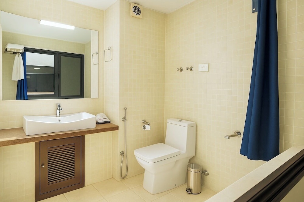 Deluxe Room - Photo 8