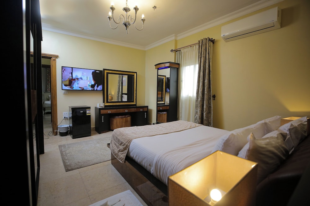 Royal Apartment photo 1
