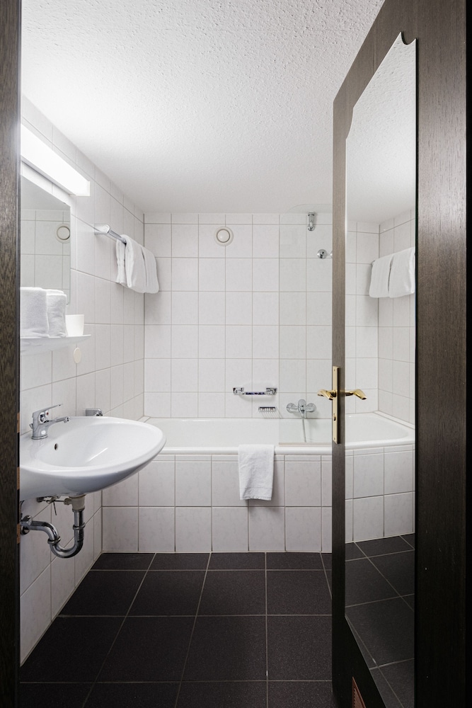 Classic Double Room - Photo 2