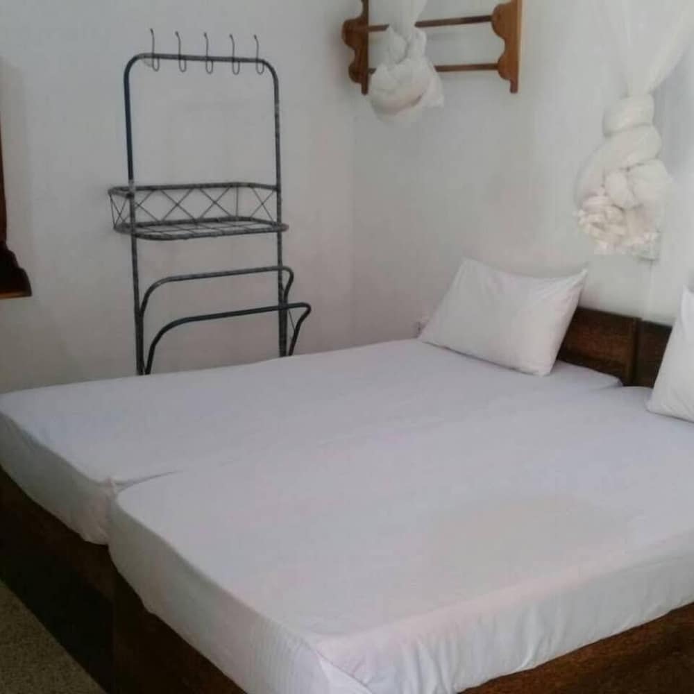 Basic Double Room photo 1