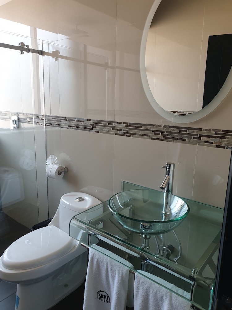 Deluxe Double Room, 2 Queen Beds photo 2