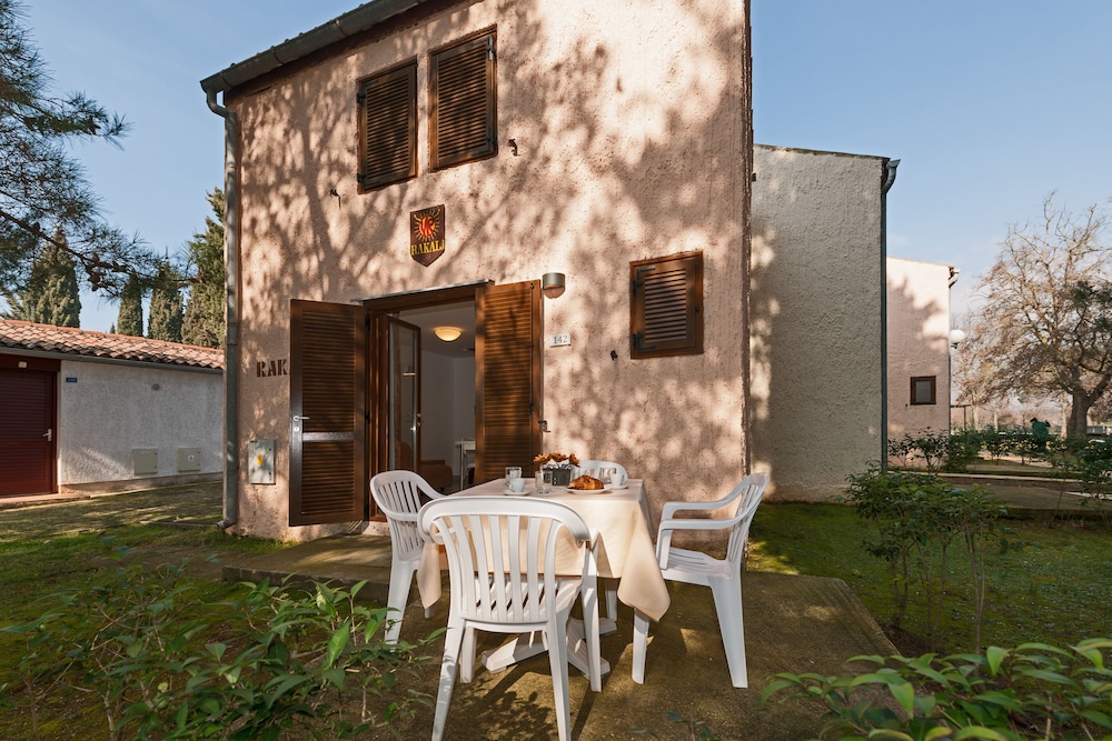 Standard Apartment - Photo 4