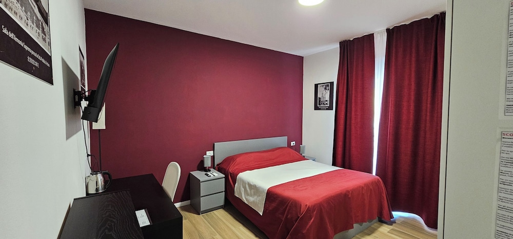 Comfort Room, City View