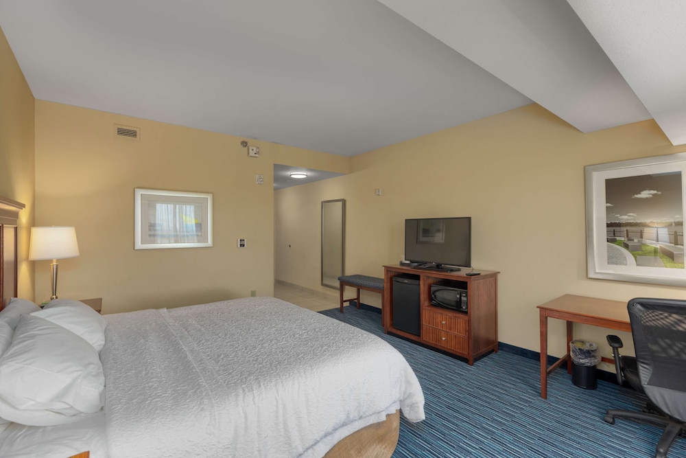 Hampton Inn & Suites Owensboro Downtown Waterfront, Photo 2