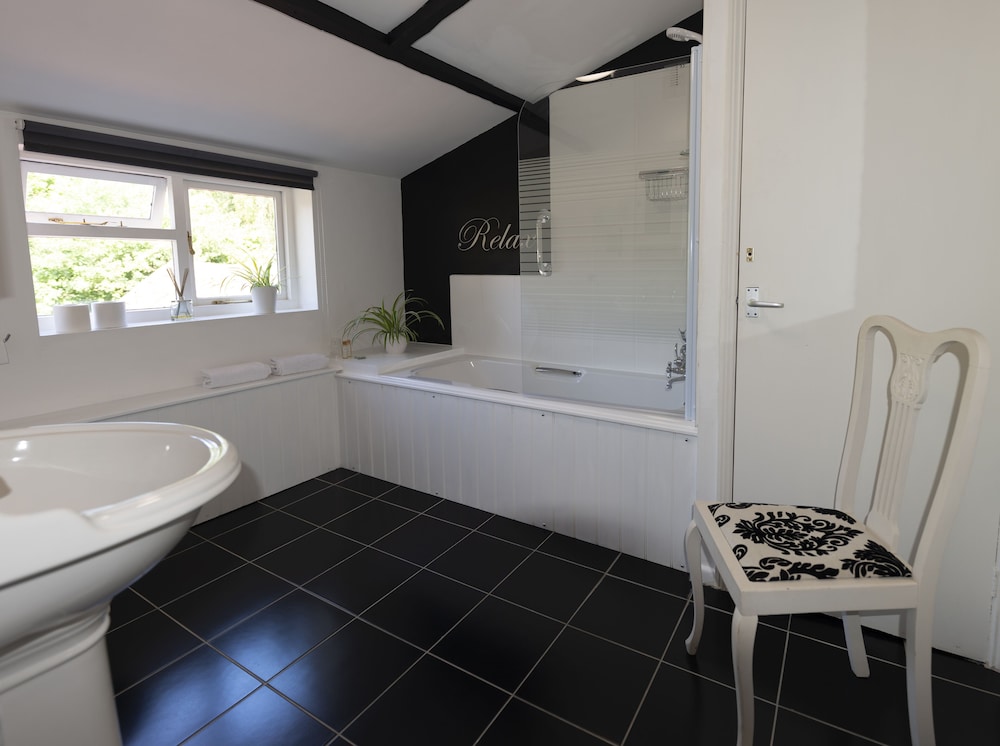 Deluxe Twin Room photo 2