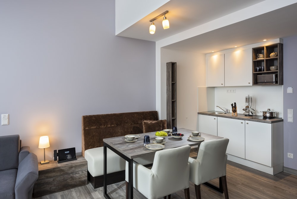 Premium Apartment, Multiple Beds, Non Smoking, Connecting Rooms