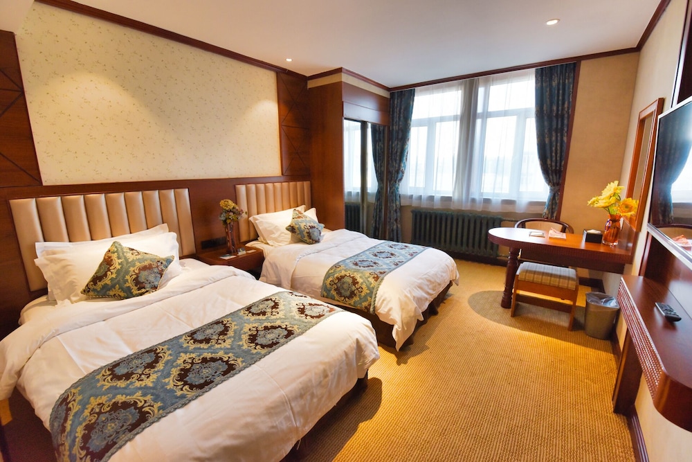 Deluxe Twin Room photo 3