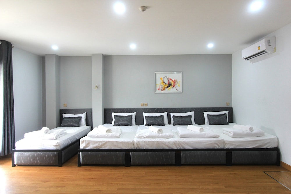 Family Room - Photo 1