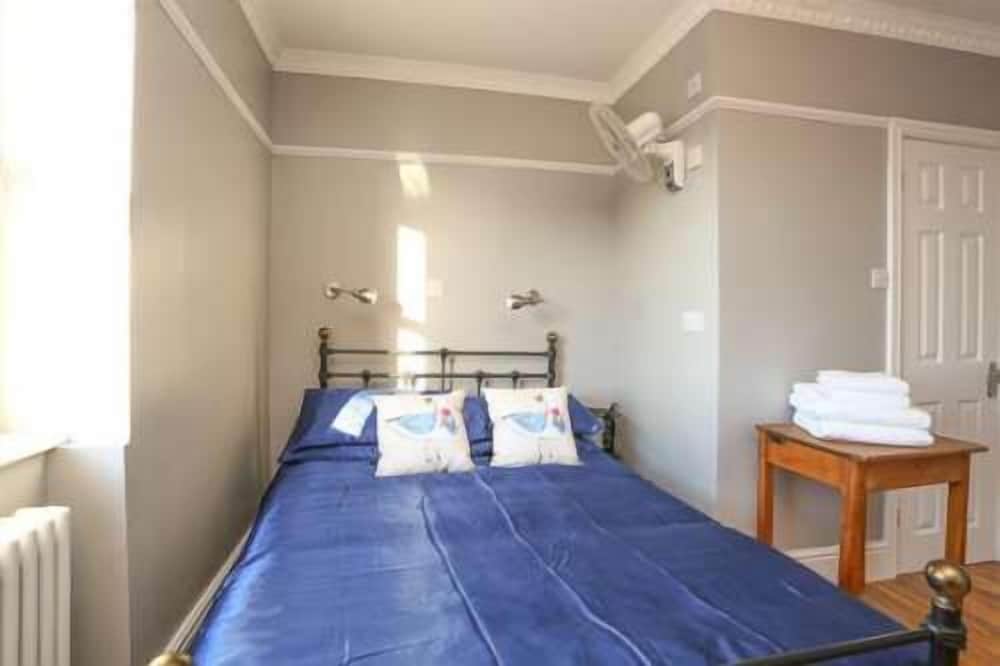 Superior Double or Triple Room photo 2