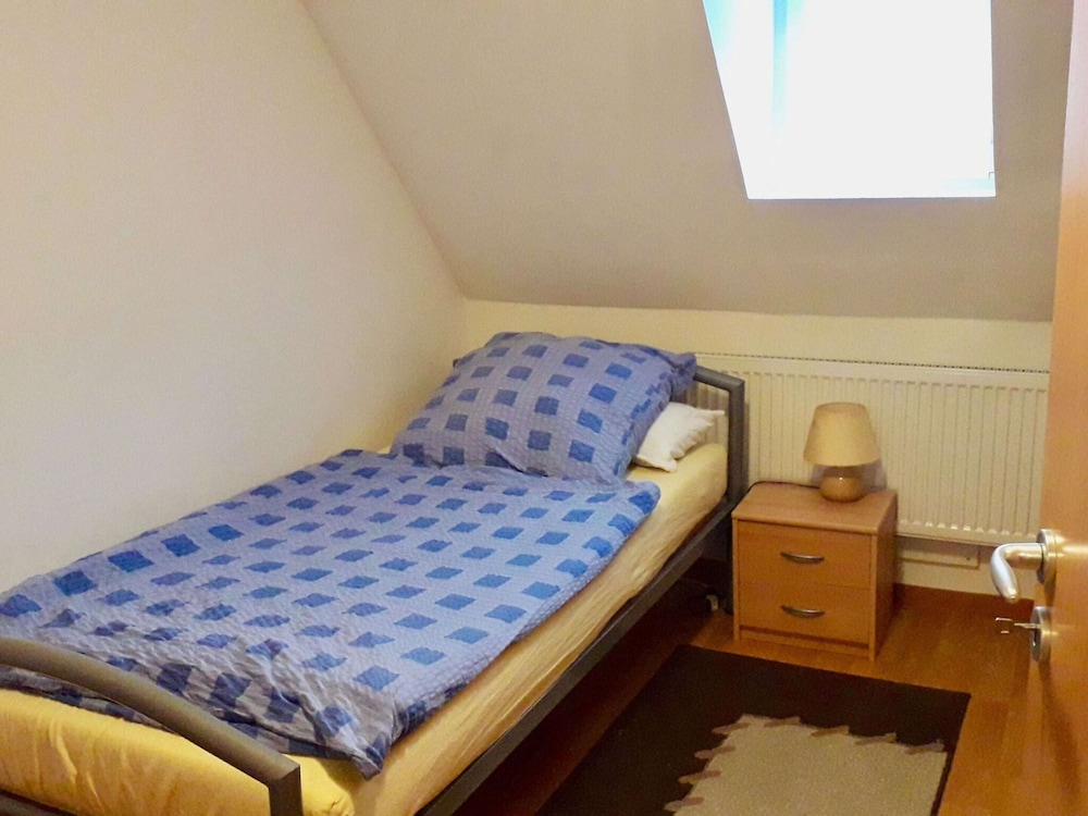 Apartment photo 2