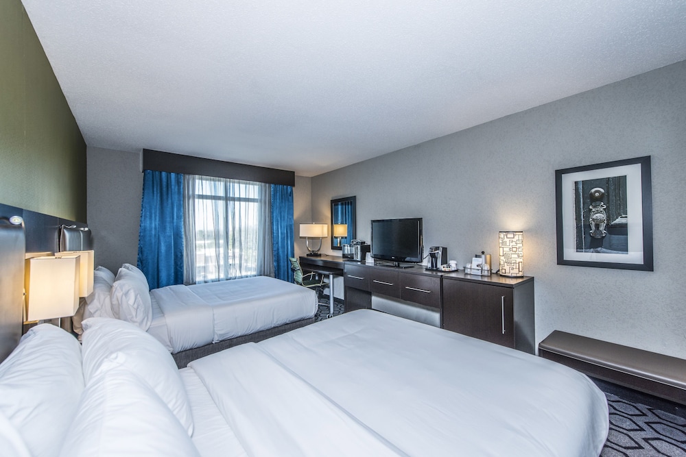 Standard Room, 2 Queen Beds - Photo 2