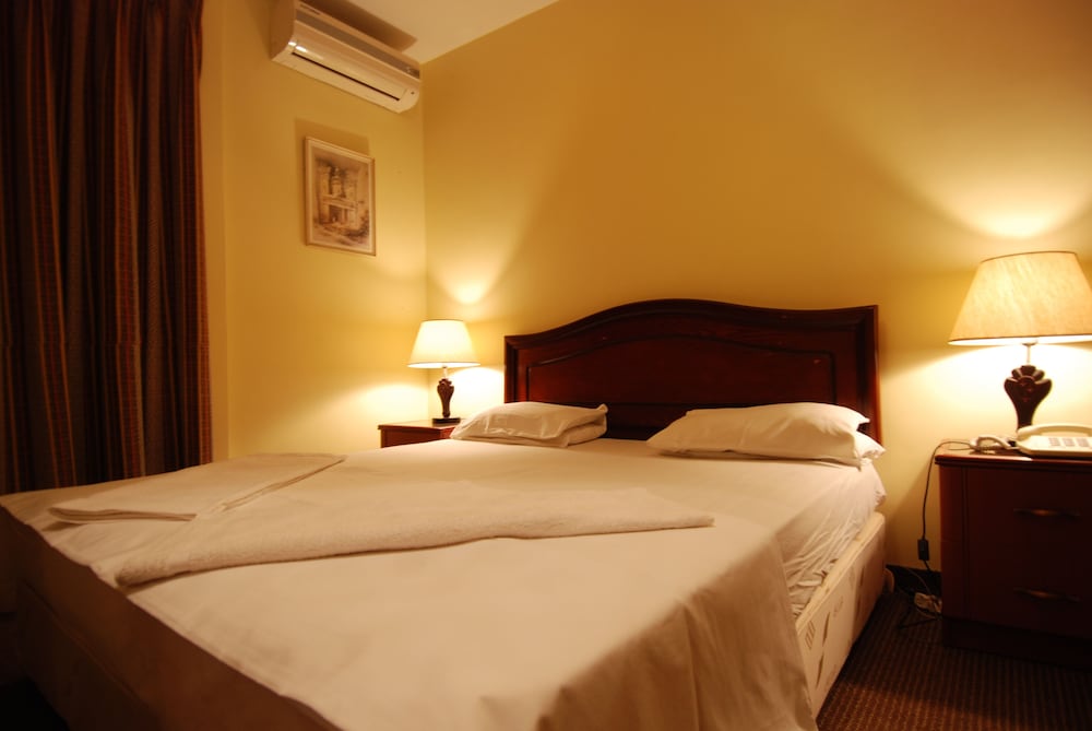 Standard Double Room, 1 King Bed photo 1