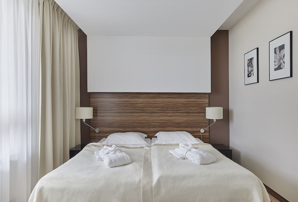 Standard Double or Twin Room photo 1