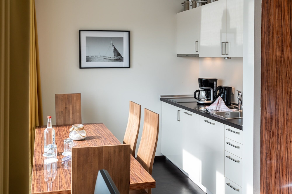 Junior Studio Suite