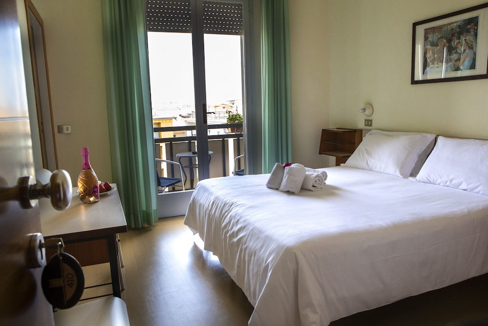 Double or Twin Room, Balcony