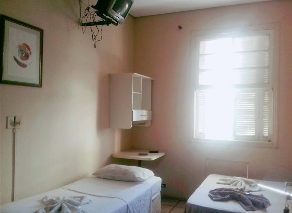Economy Triple Room, 3 Twin Beds, Non Smoking photo 1
