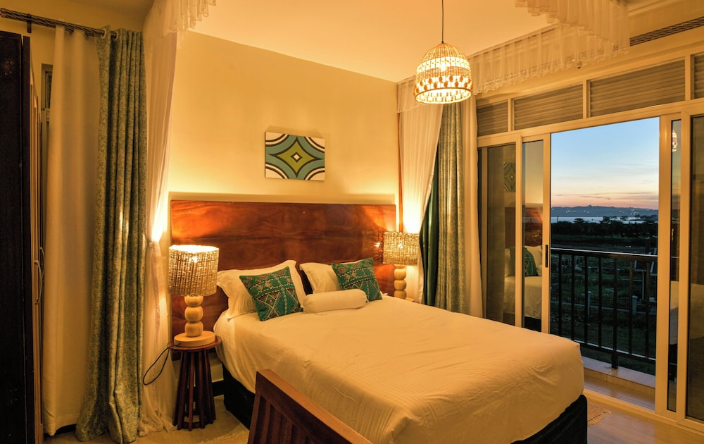 Deluxe Double Room, Balcony, Golf View