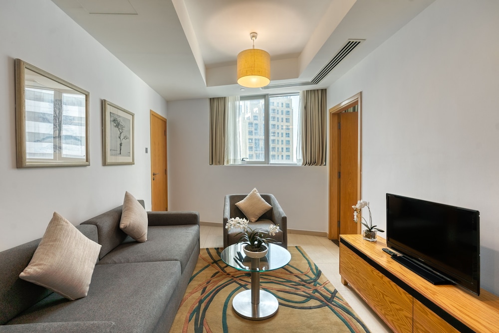 Classic One-Bedroom Apartment