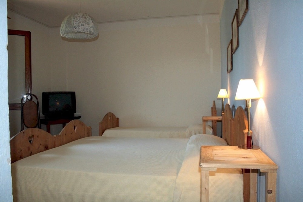 Superior Triple Room photo 2