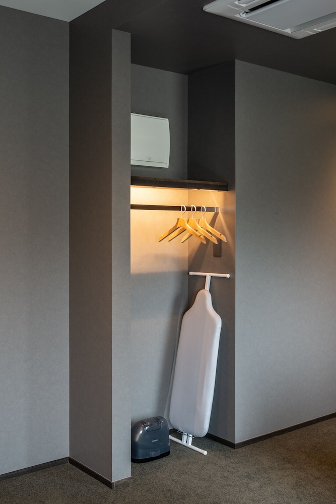Traditional Twin Room, Non Smoking, Private Bathroom - Photo 8