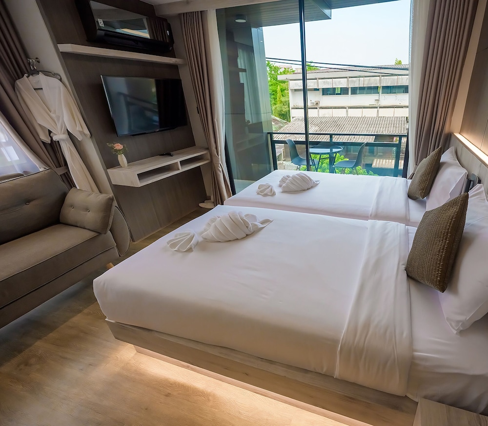 Premier Twin Room - Photo 6