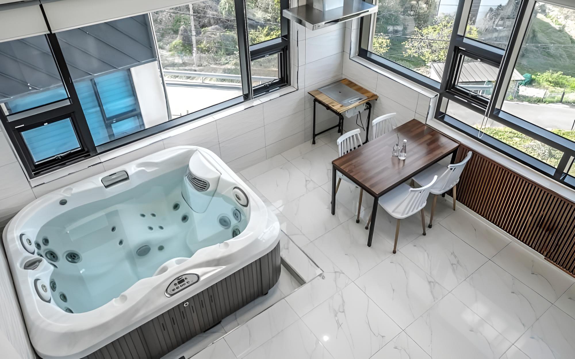 Room (B-301 (Double layer Jet spa)) - Photo 5