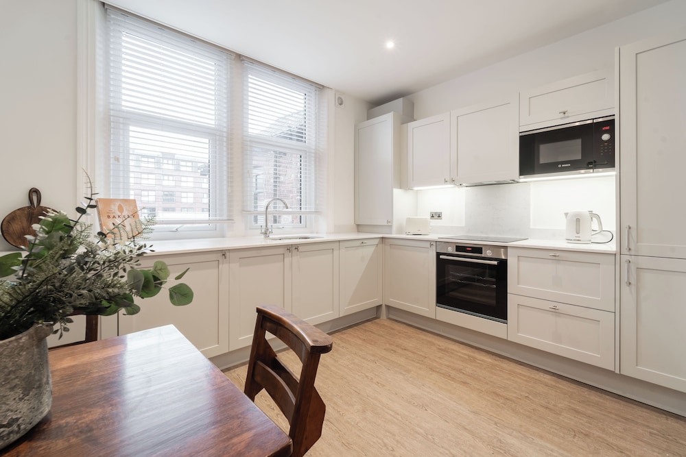 Luxury Apartment, 2 Bedrooms photo 3