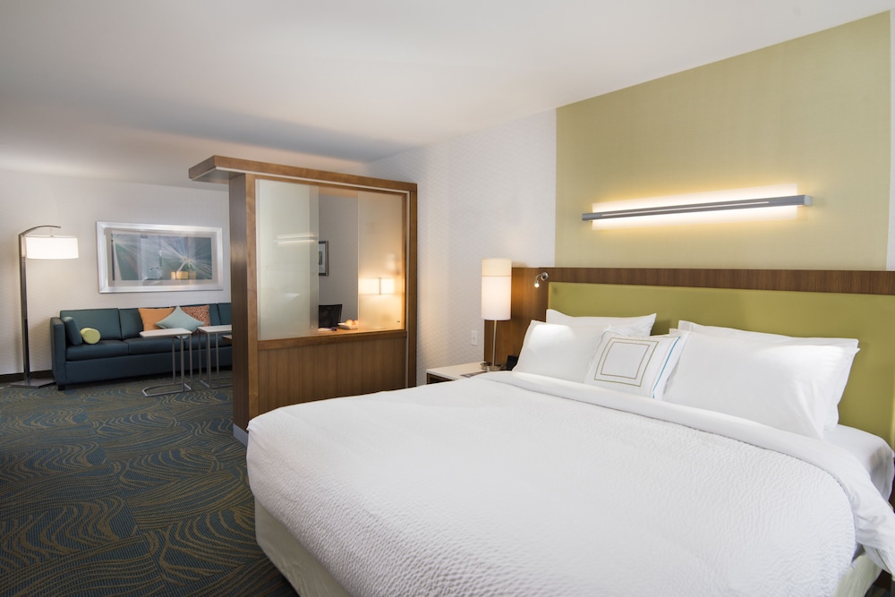 Suite, Multiple Beds photo 3