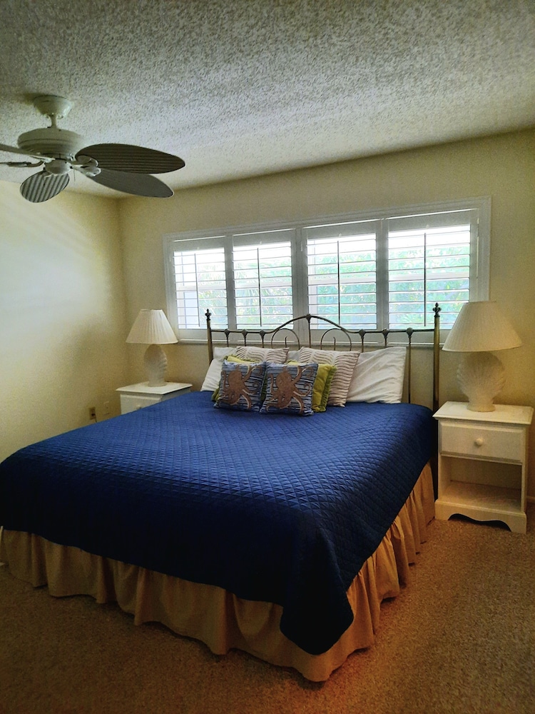Condo, 2 Bedrooms photo 3