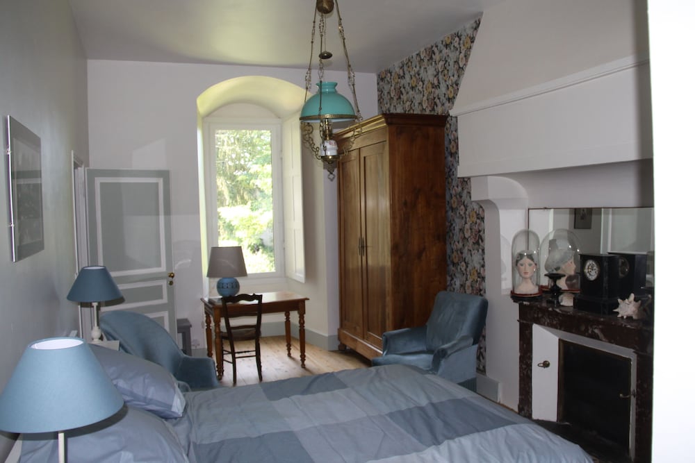 House, Ensuite