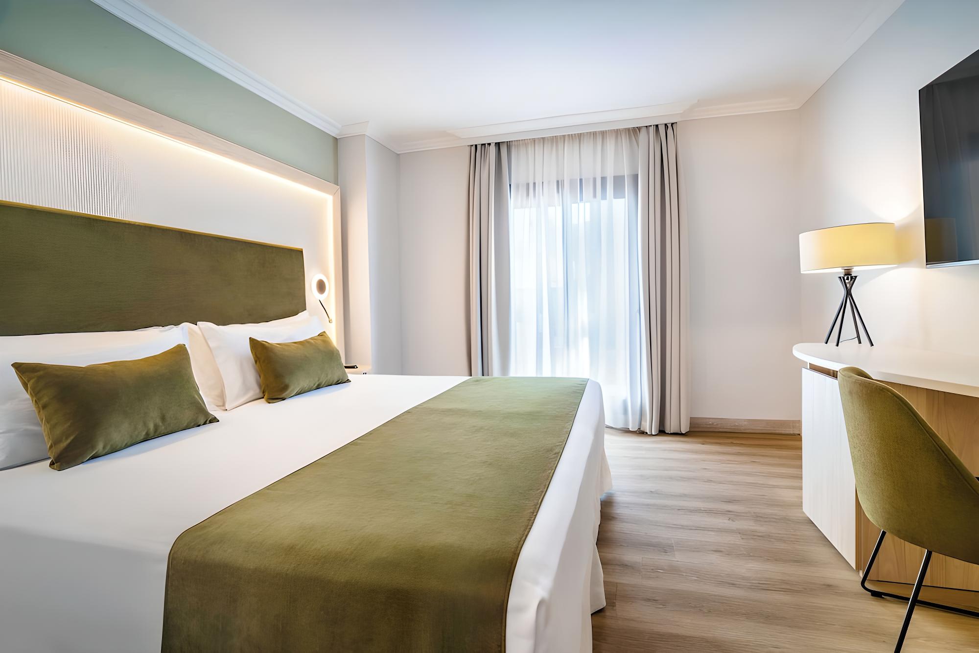 Relax in a stylish and cozy hotel room!