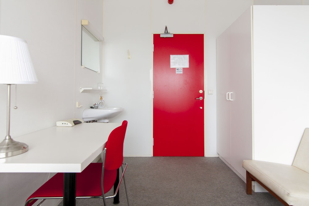 Standard Single Room, 1 Bedroom, Shared Bathroom, City View photo 3