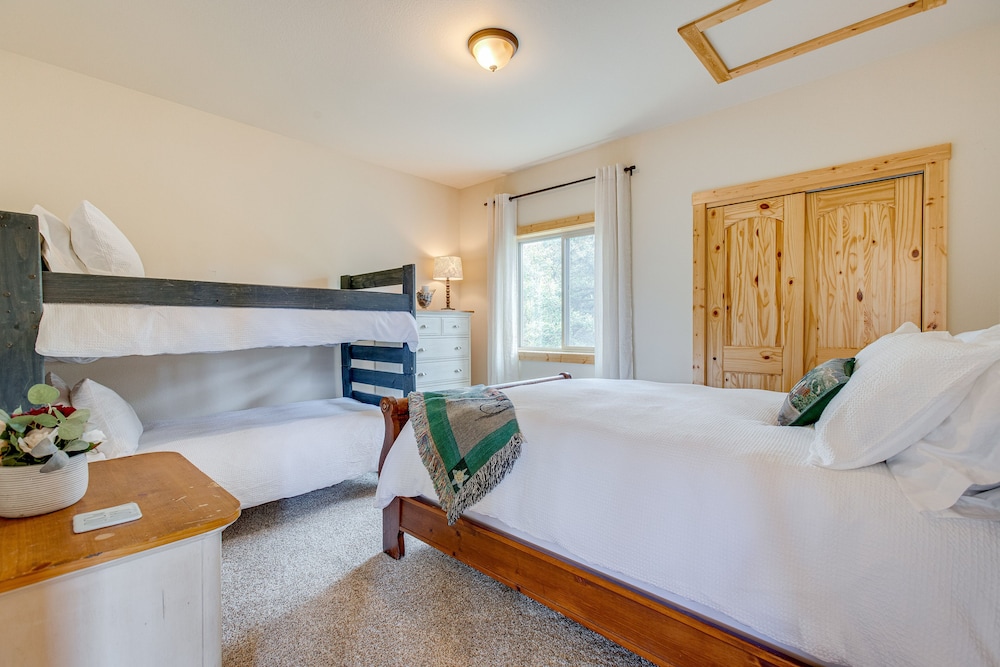 House (2 Bedrooms) photo 2