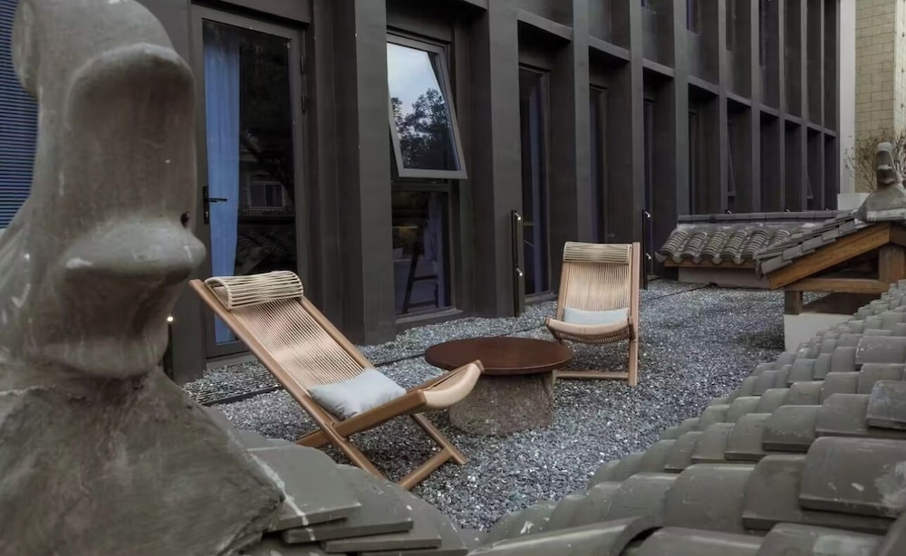 Deluxe Room, Balcony, City View photo 2