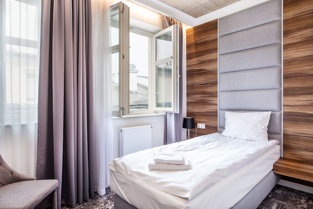 Comfort Triple Room - Photo 6