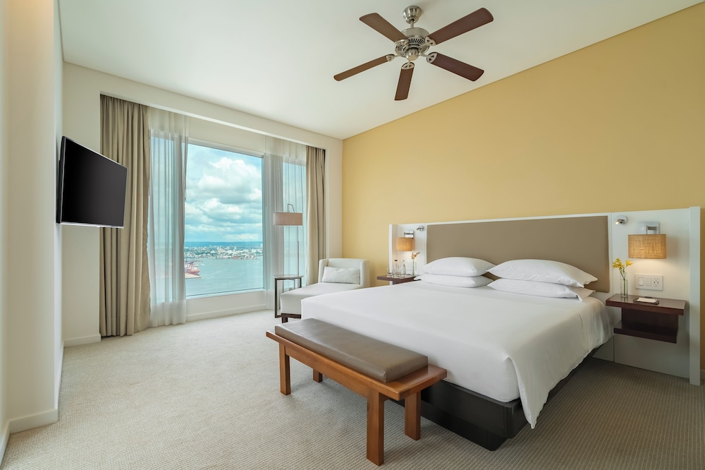Suite (Regency Executive) photo 2