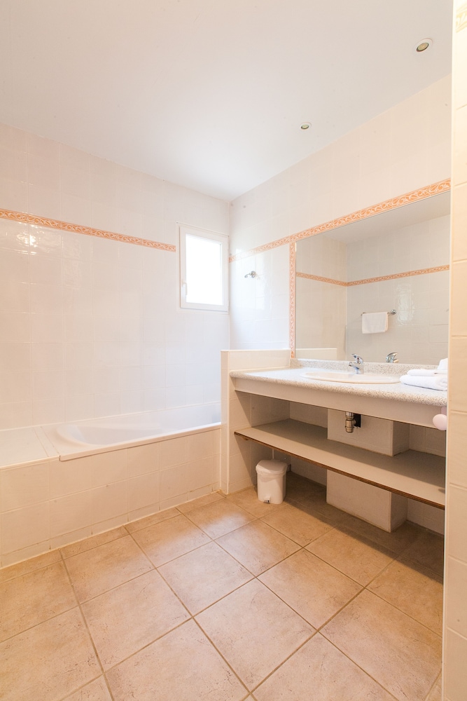 Superior Villa, 3 Bedrooms photo 2