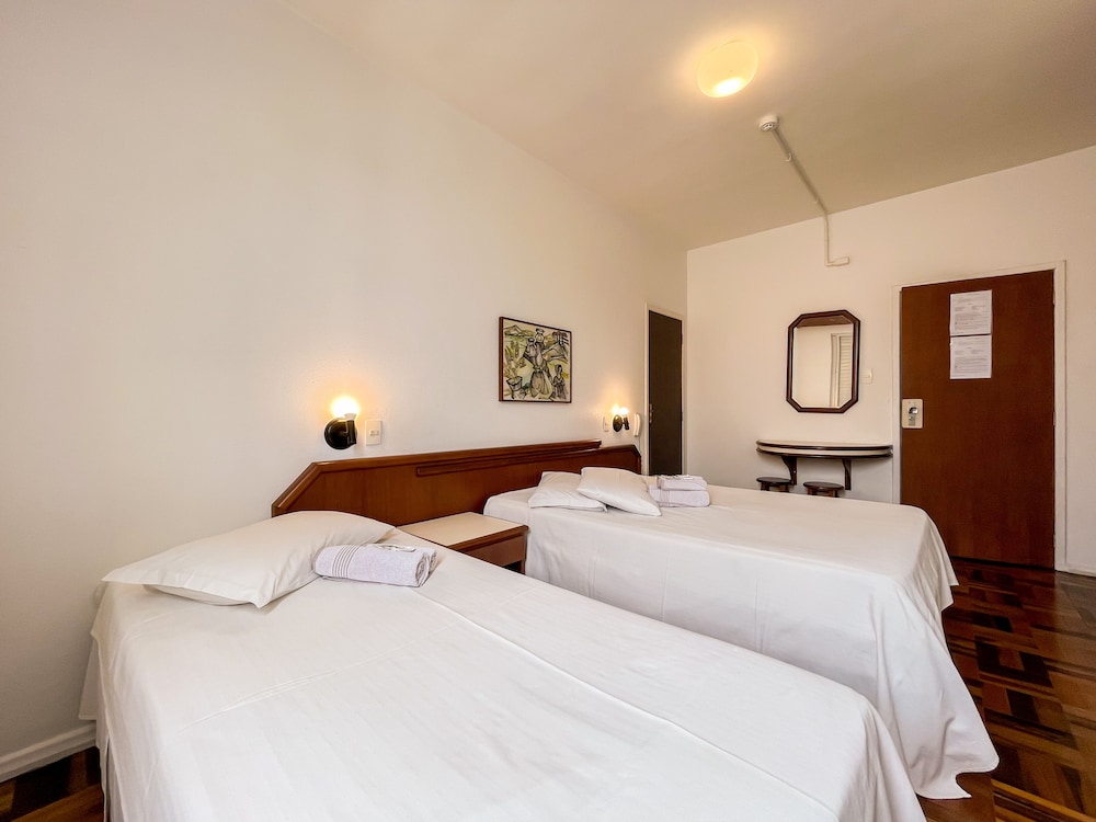 Standard Room photo 2
