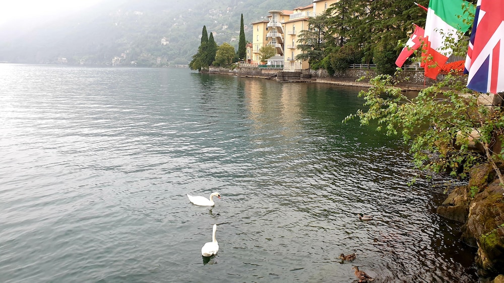 Superior Double Room, Lake View (Queen n.7) photo 3