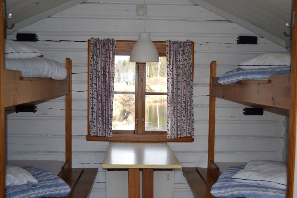 Basic Cabin (Camping) photo 1