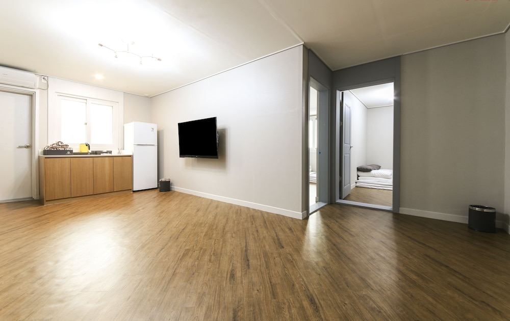 Family VIP Room