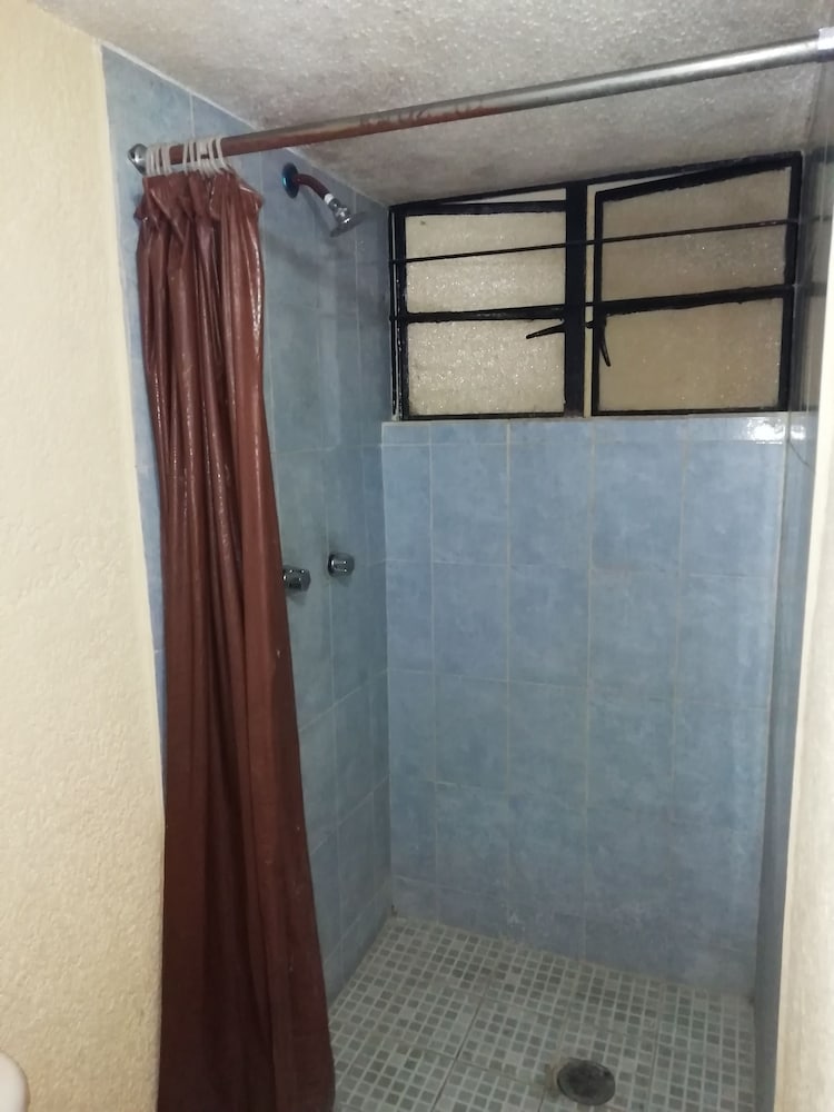 Classic Double Room Single Use, 1 Queen Bed photo 2