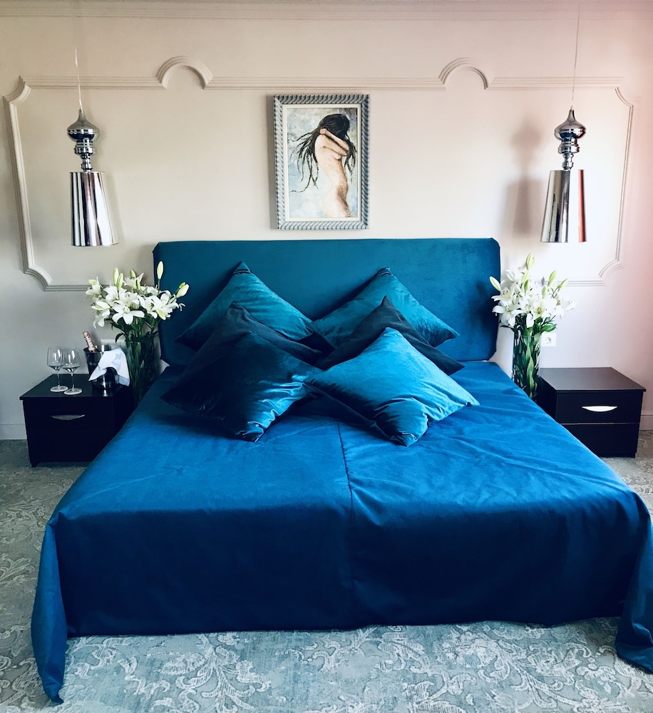 Basic Double Room, 1 Bedroom - Photo 1